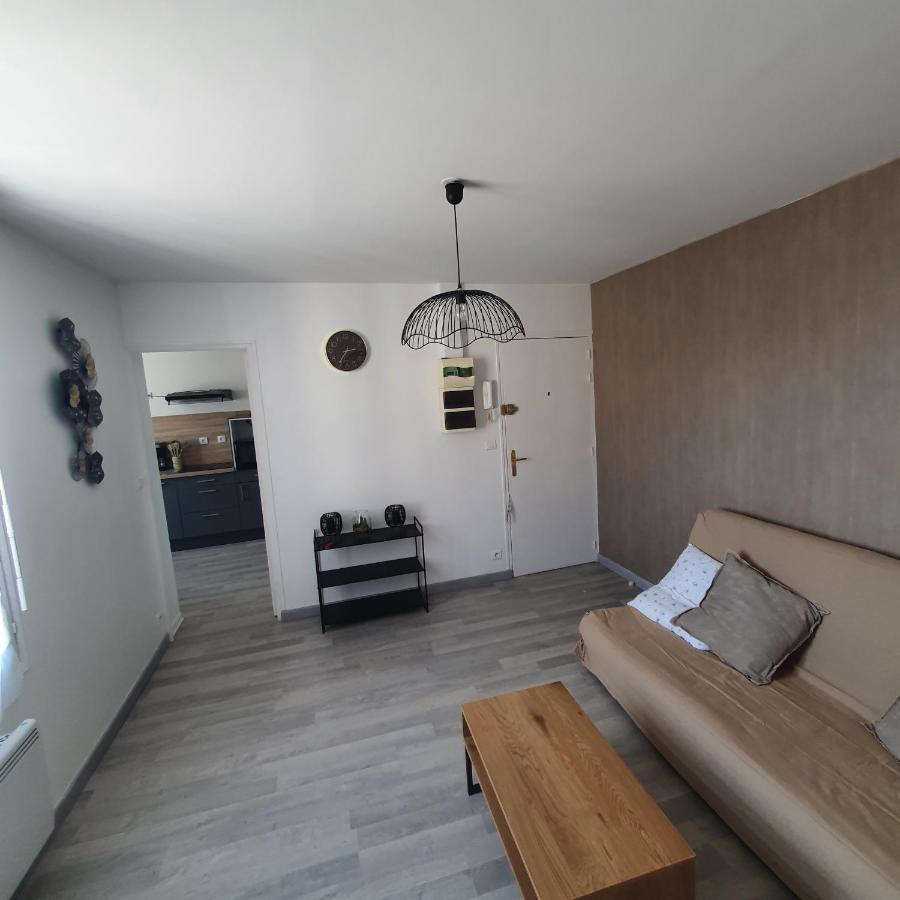 Appartement De La Tour Épernay Eksteriør bilde